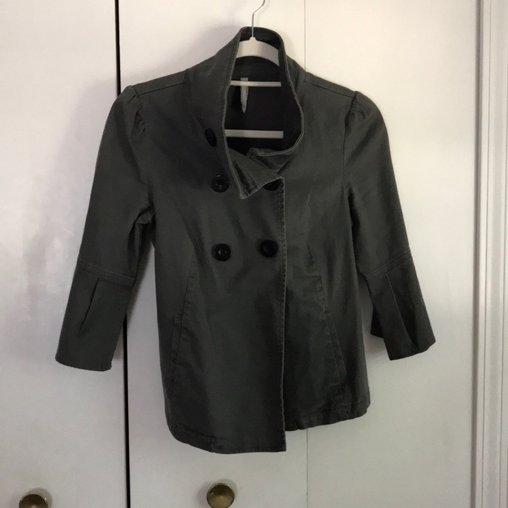 Olive 3/4 length jacket or blazer -great condition